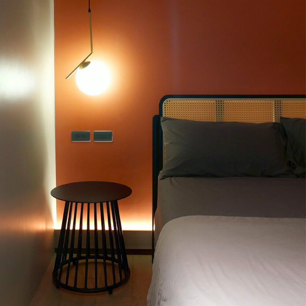 台南民宿圈旅站前店 Chuan Inn 沐浴備品是使用 Sunlife 晨居的 INK & WATER 的飯店民宿沐浴用品系列